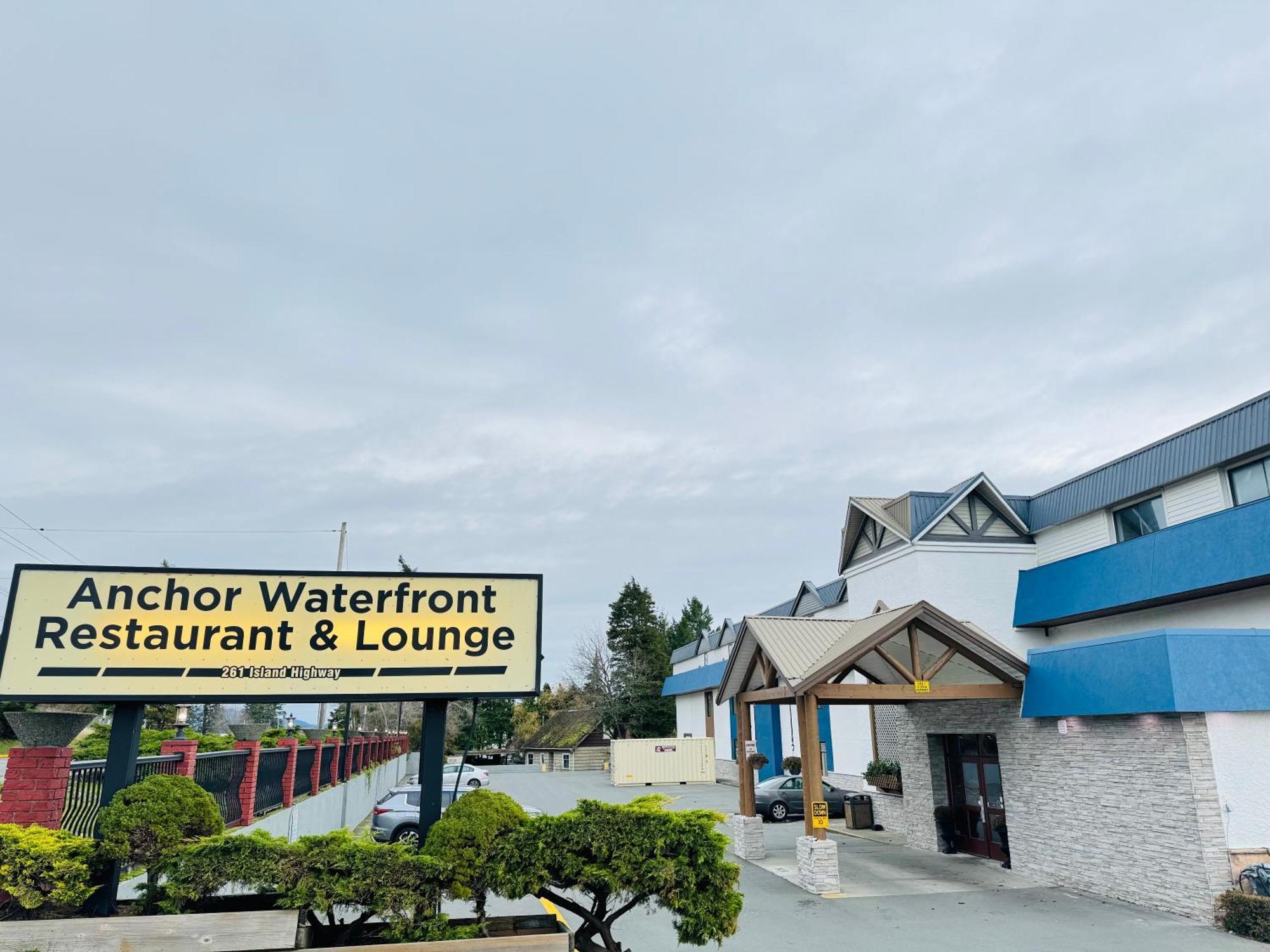 Anchor Inn And Suites Campbell River Zewnętrze zdjęcie